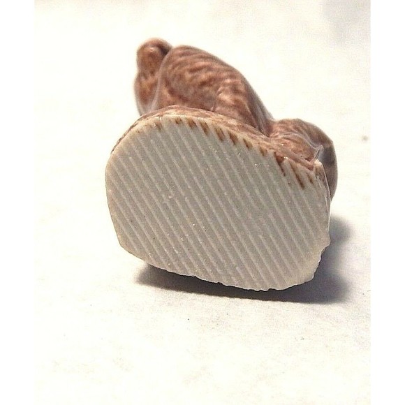 Wade Whimsies Gorilla Red Rose Tea Figurine - Picture 6 of 6